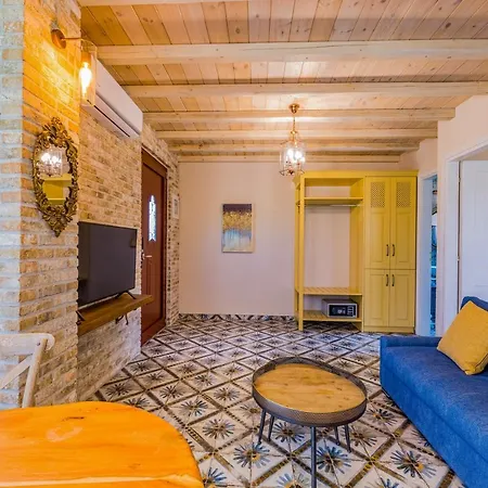 Mediterraneo Luxury Halkidiki *
